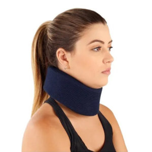 COLAR CERVICAL DE ESPUMA